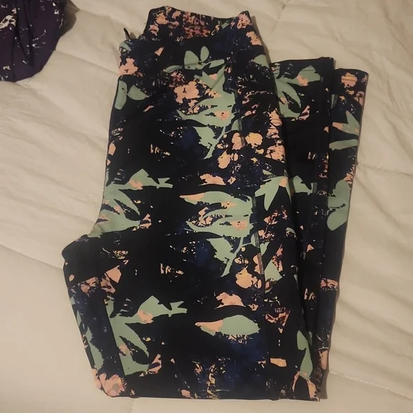 Pop Fit Leggings-5 Pairs - Picture 5 of 6